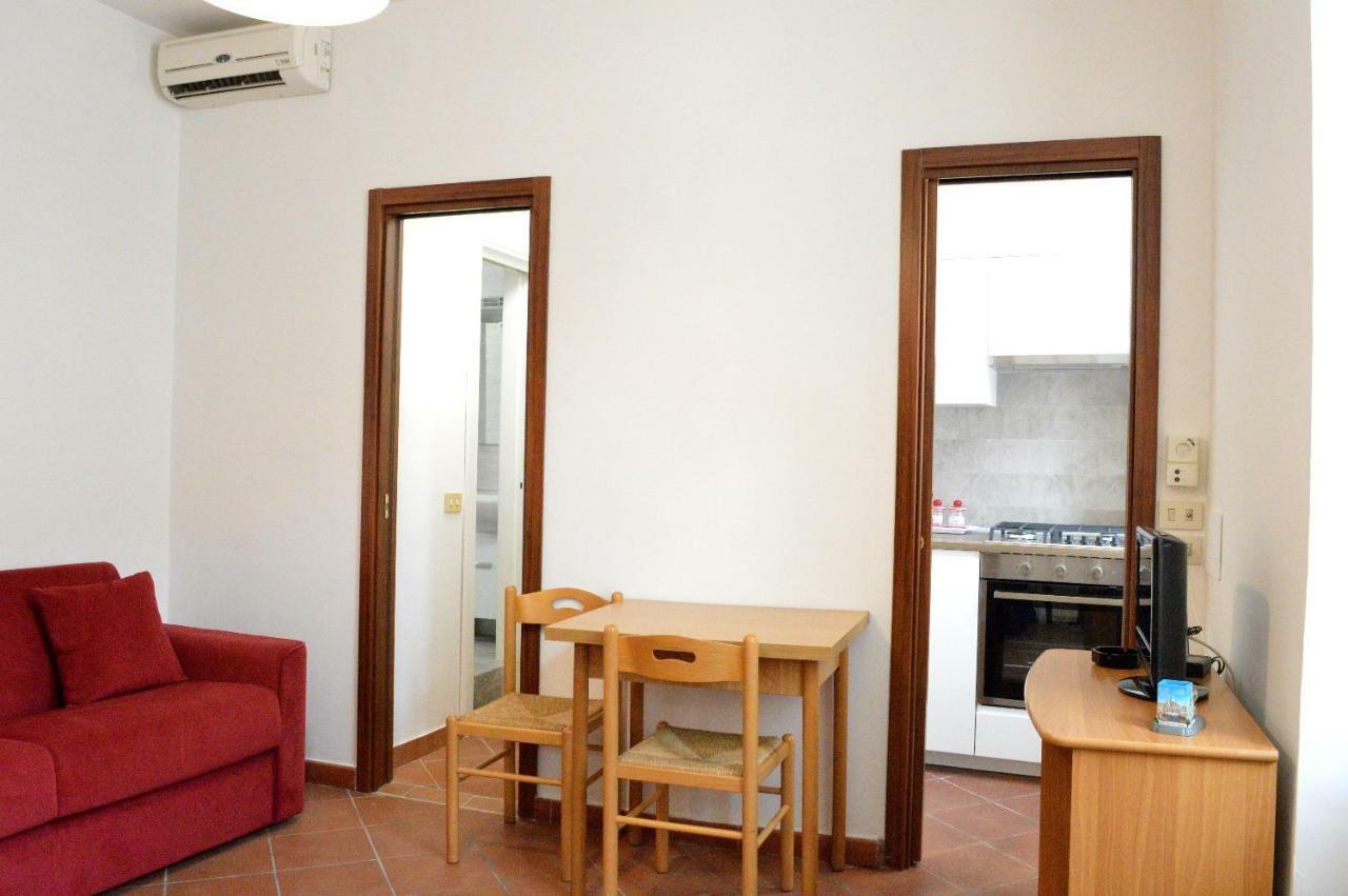 Casa Vacanze Little Queen Рим Екстер'єр фото
